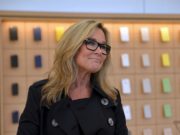 Angela Ahrendts, Apple'daki Görevinden Ayrılıyor