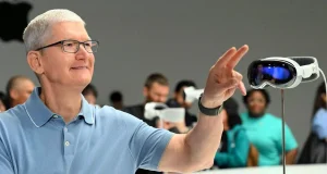 tim cook vision pro