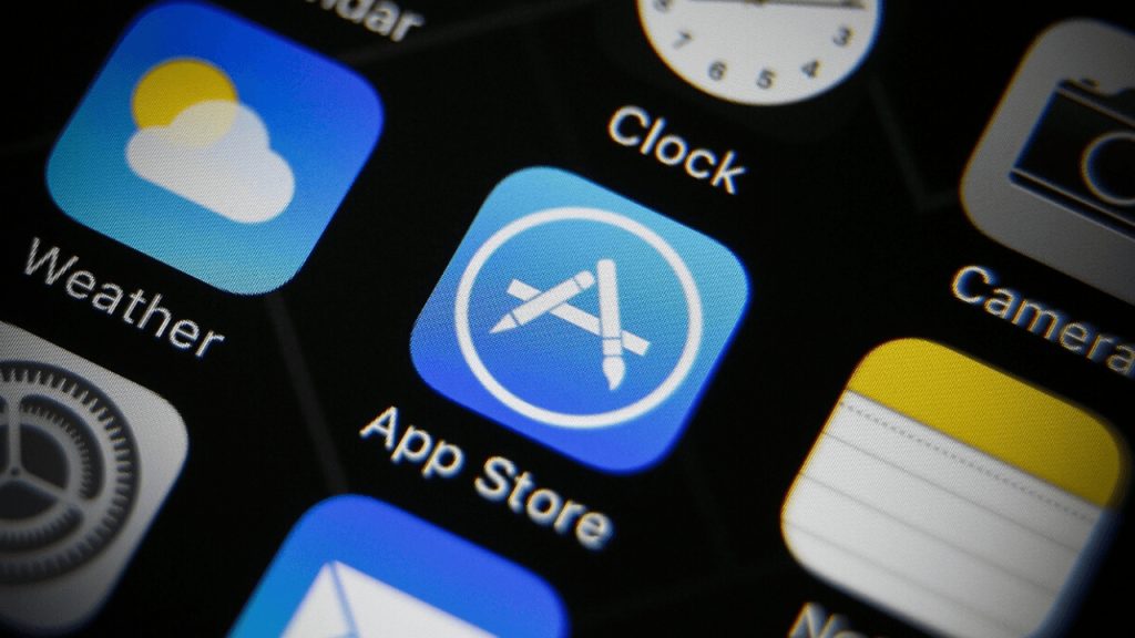 Apple App Store üzerinde korsan yayın skandalı! Uygulamalar tekrar onaylandı